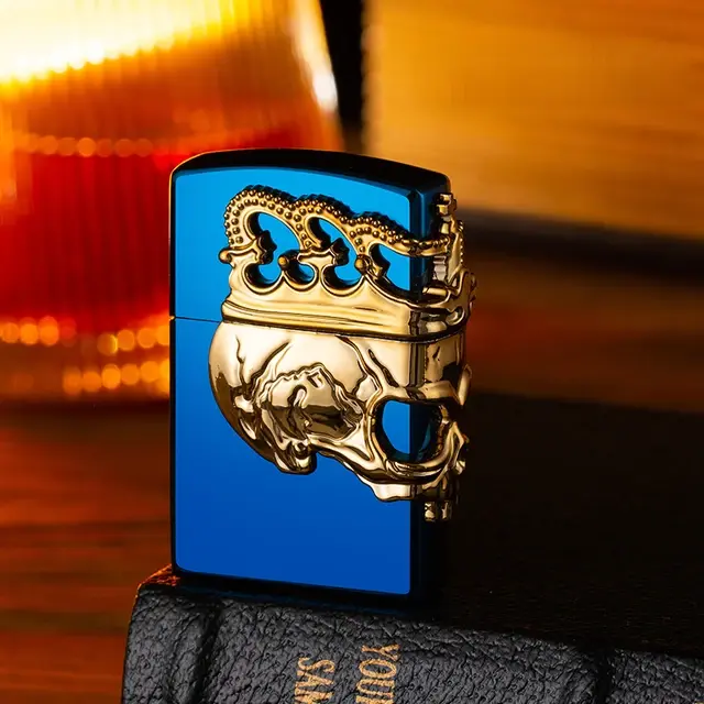 Zippo Crown Skull Lighter thumbnail 3